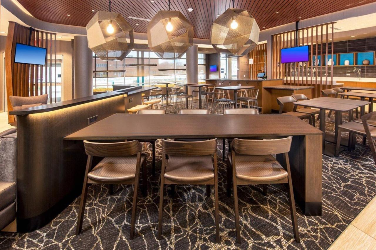 弗雷德里克万豪春丘套房酒店 外观 照片